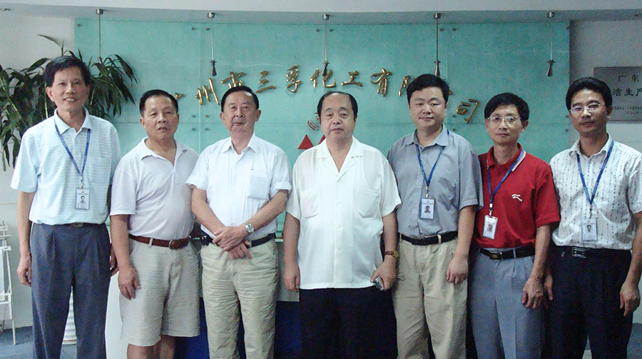 ��־����Ӣ��365���Ź����¿�